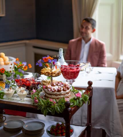 Dessert Trolley with guests